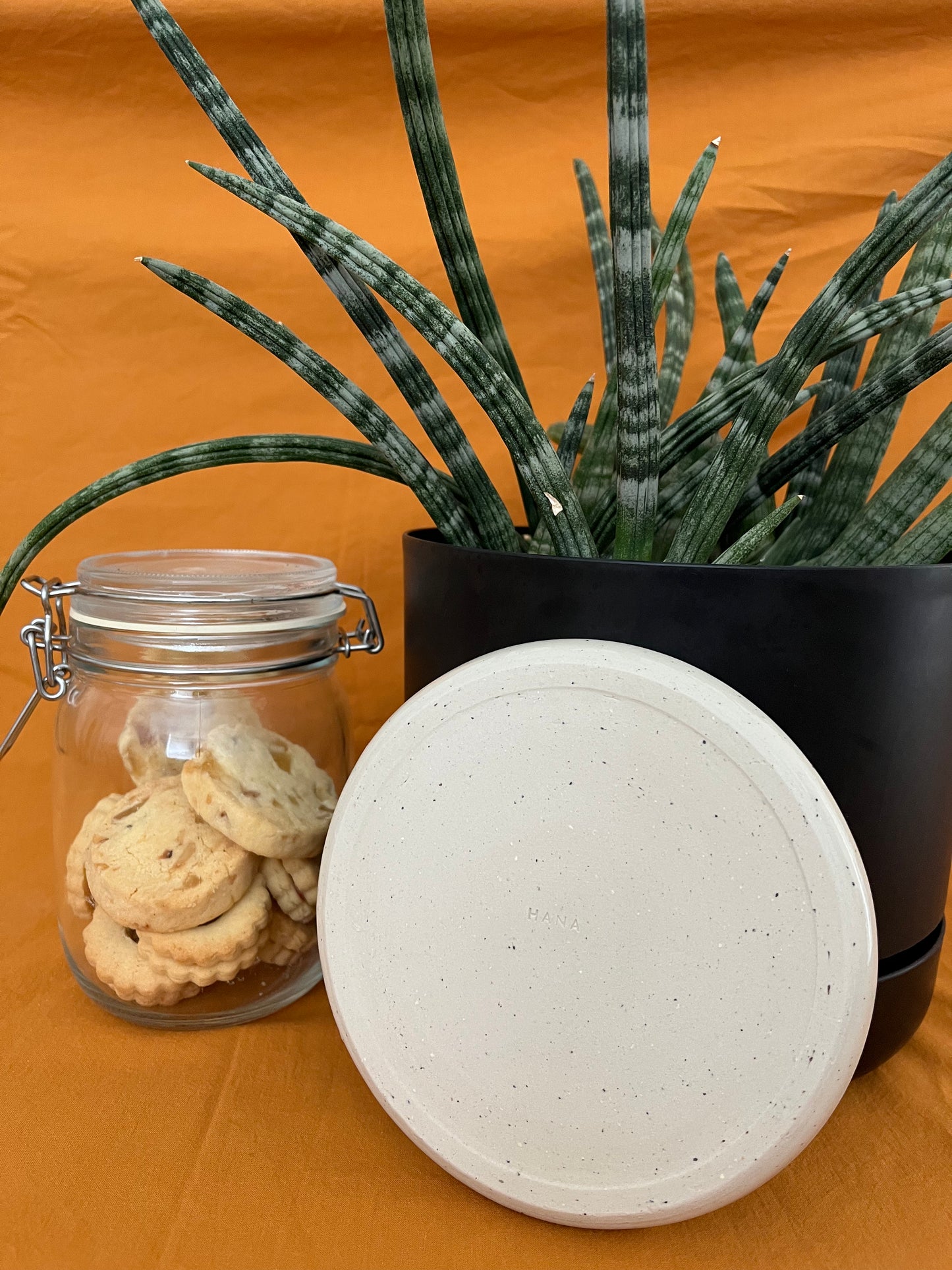 Side Plate - Cookies and Cream