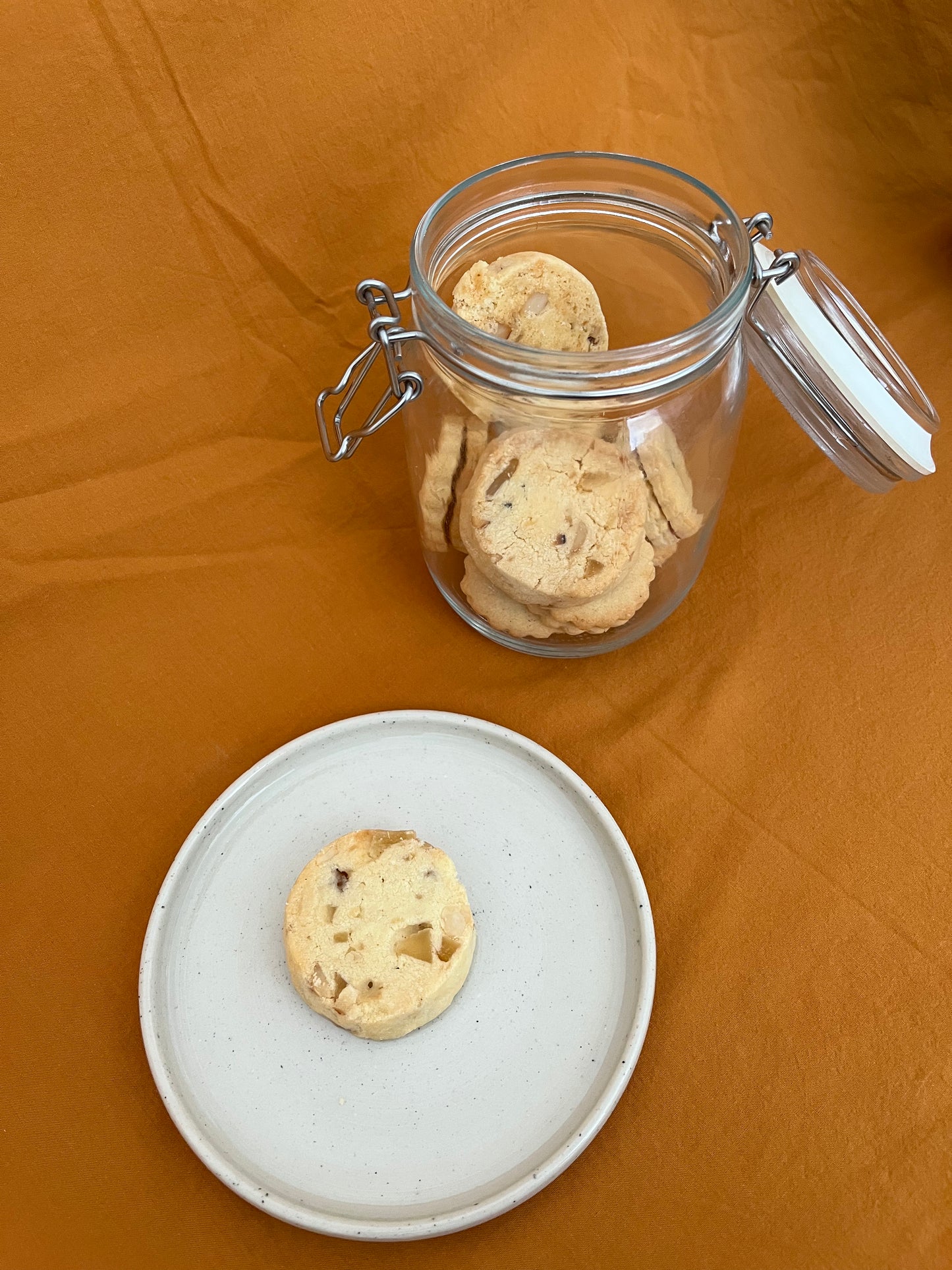 Side Plate - Cookies and Cream